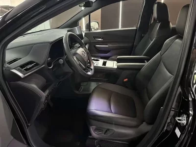 Toyota Sienna SIENNA