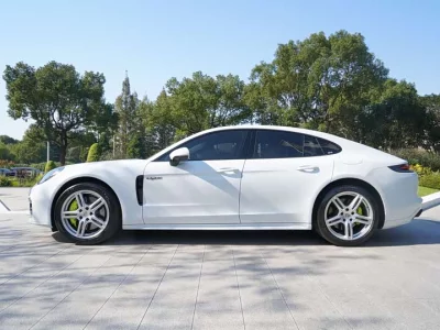 Porsche Panamera New Energy