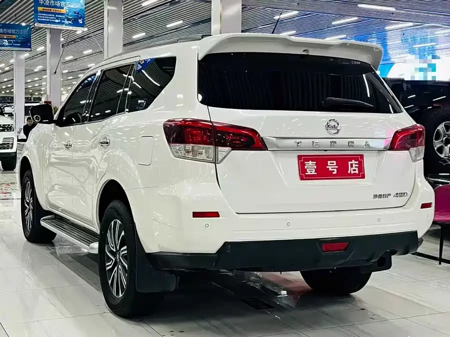 Nissan Terra