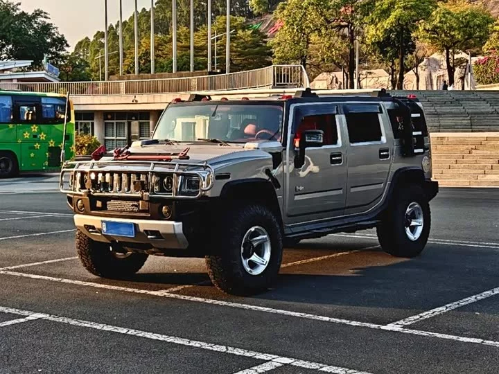 Hummer H2