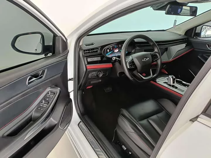 Omoda S5