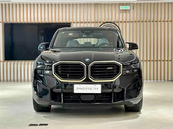 BMW XM