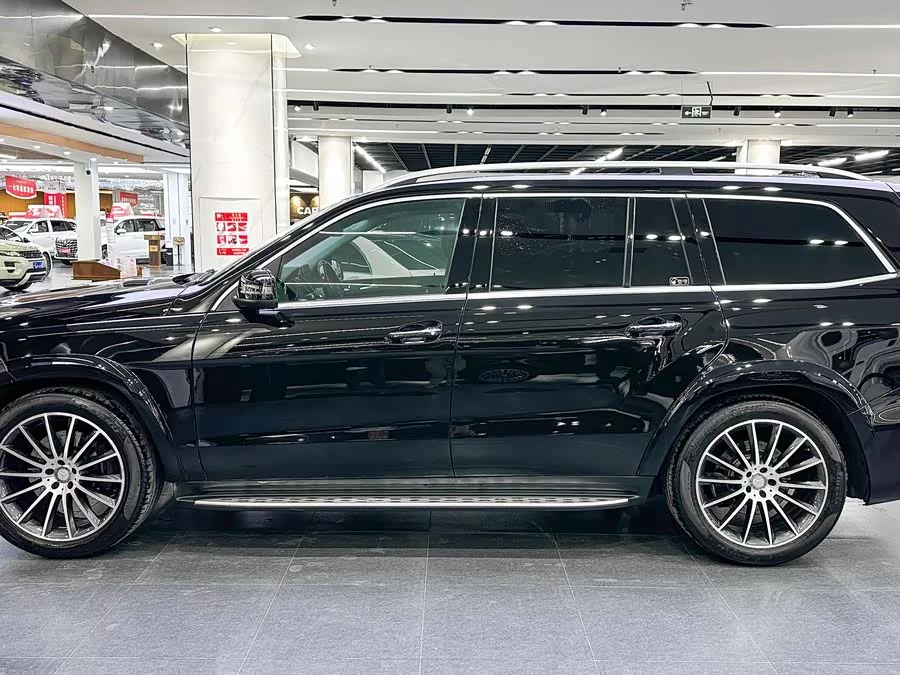 Mercedes Benz GLS