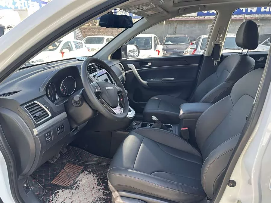 Haval M6