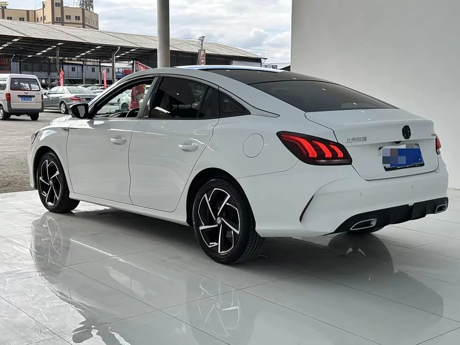 MG 5