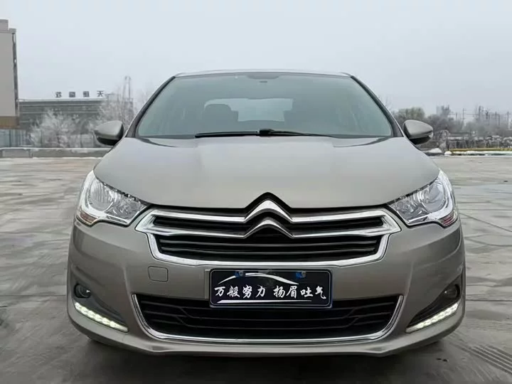 Citroën C4L