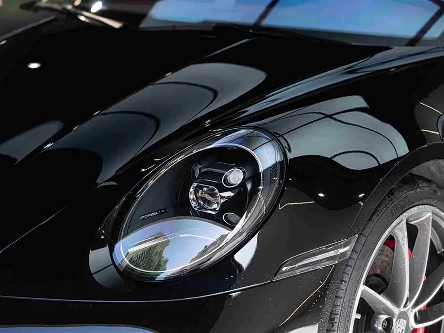 Porsche 911