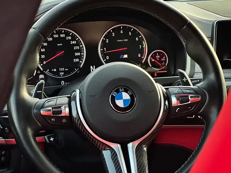 BMW X6 M
