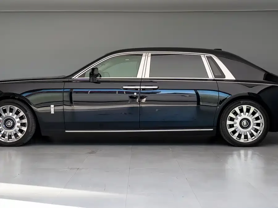 Rolls-Royce Phantom