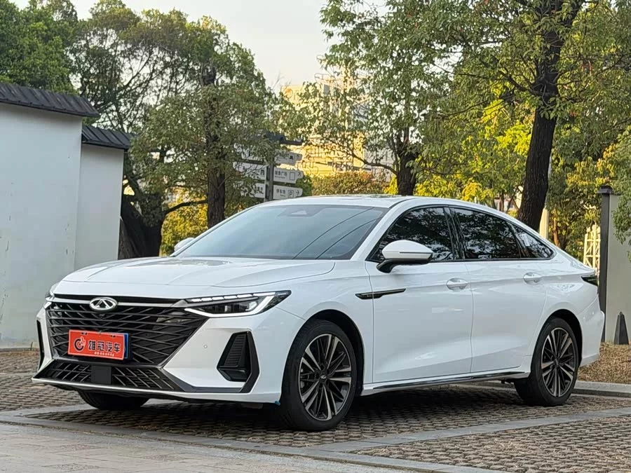 Chery Arrizo 8