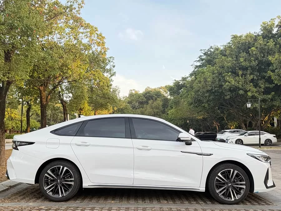 Chery Arrizo 8