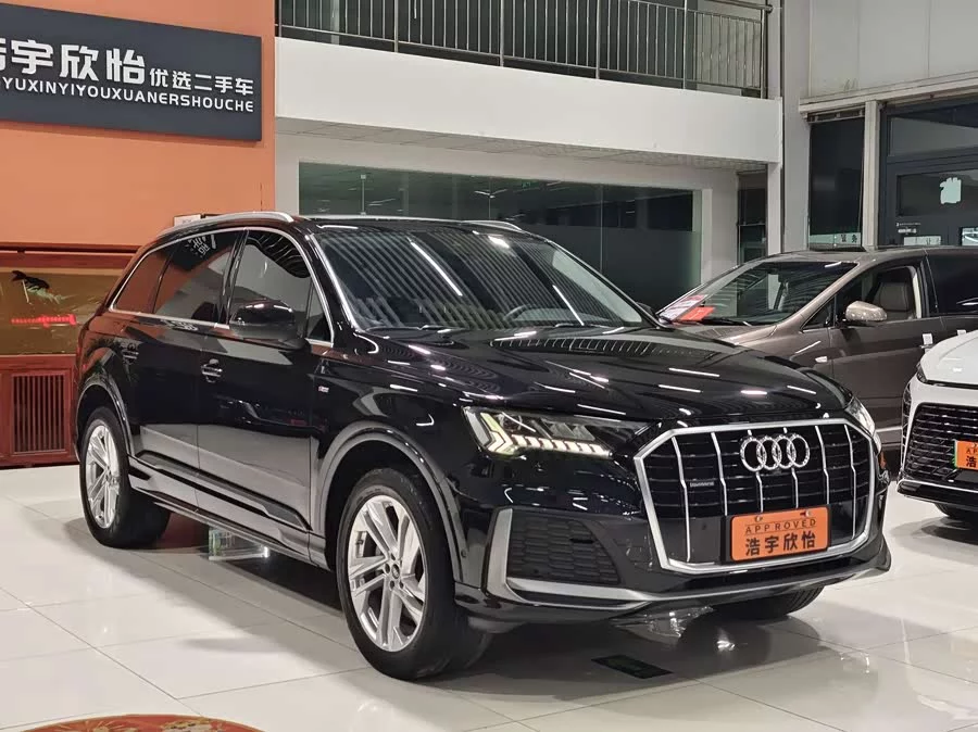 Audi Q7