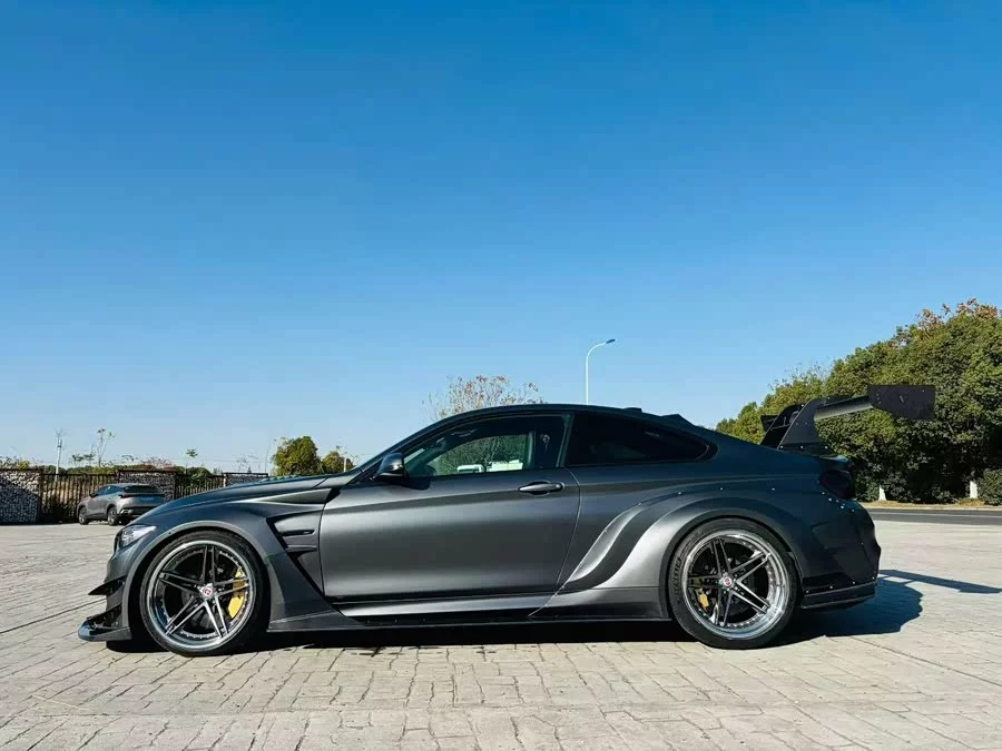 BMW M4