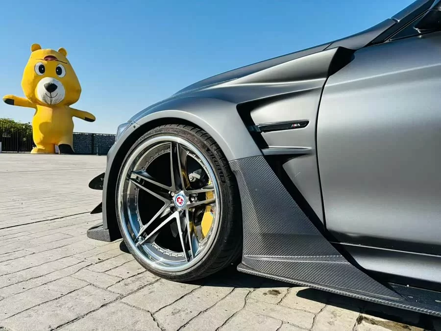 BMW M4