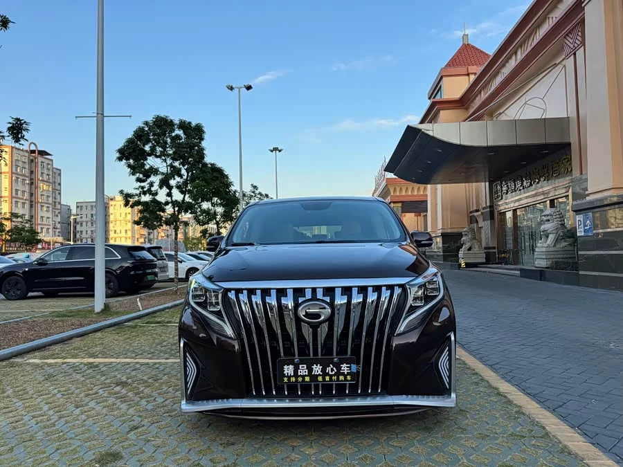 GAC Trumpchi M8