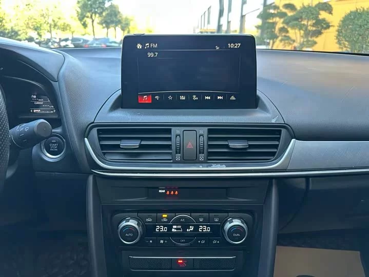 Mazda CX-4