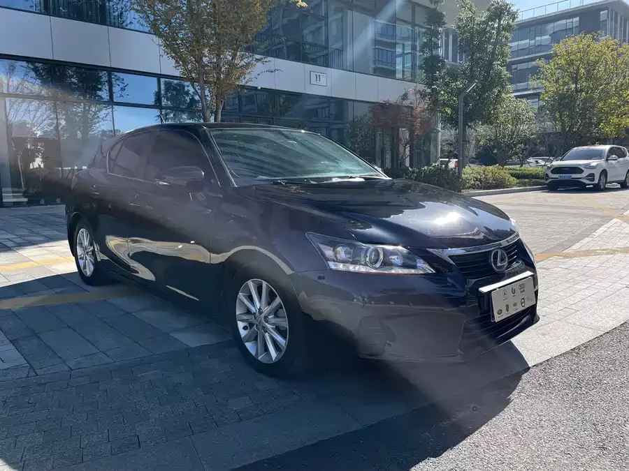 Lexus CT