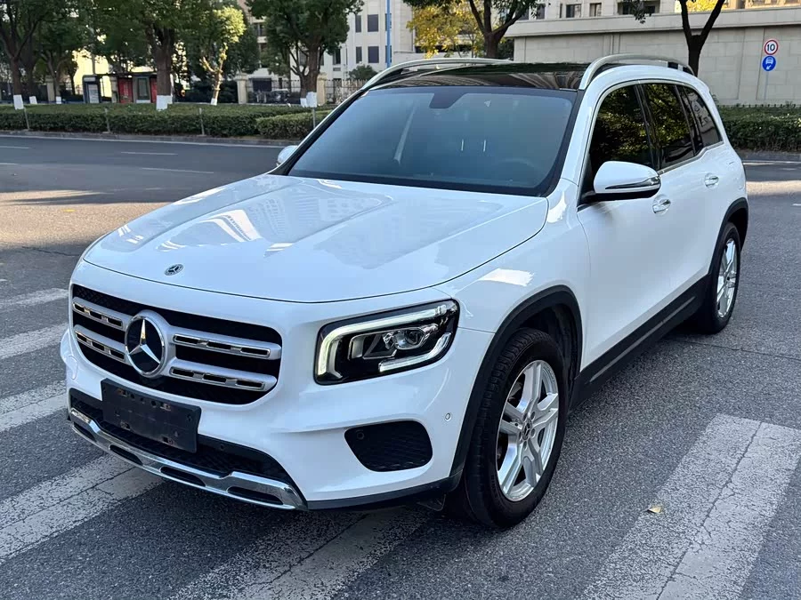 Mercedes Benz GLB