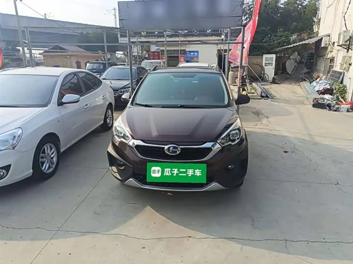 BAIC Q25