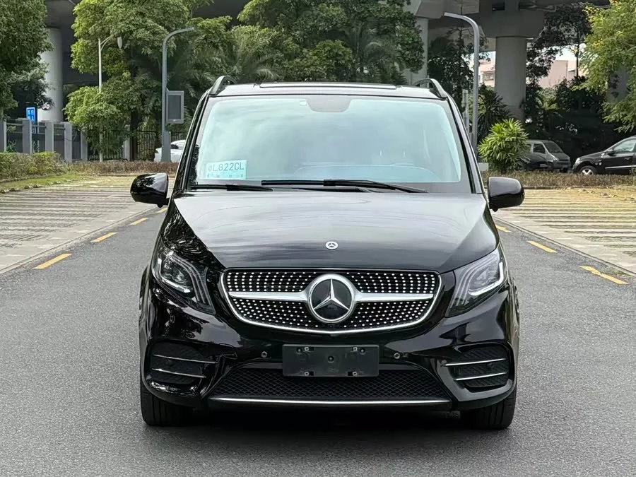 Mercedes Benz Vito