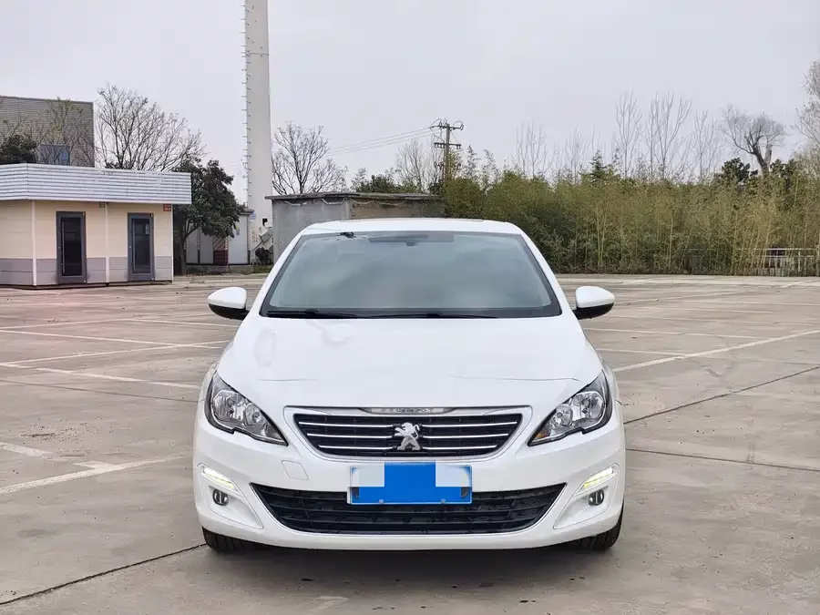 Peugeot 408