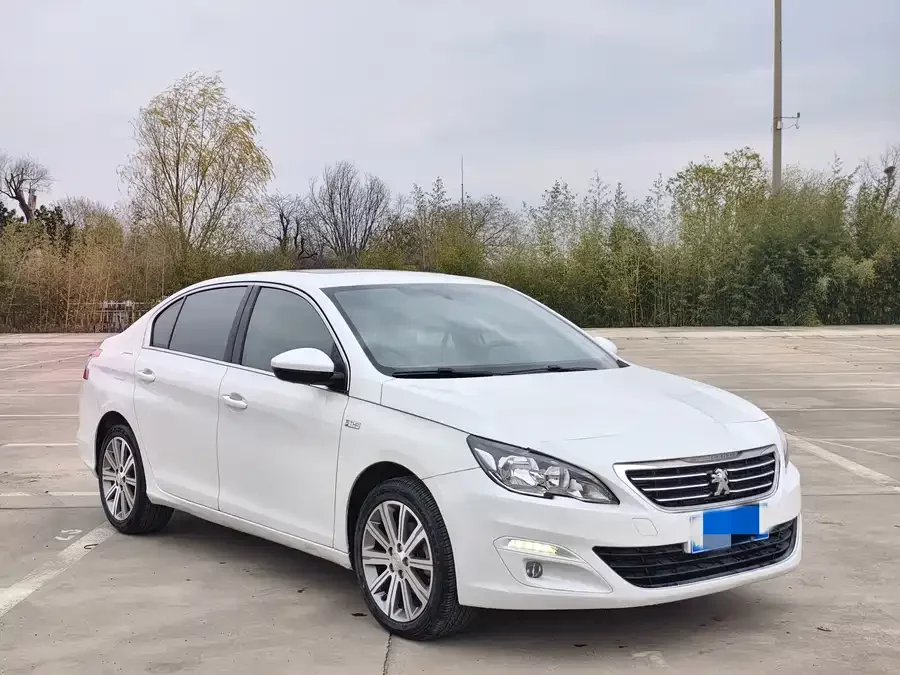 Peugeot 408