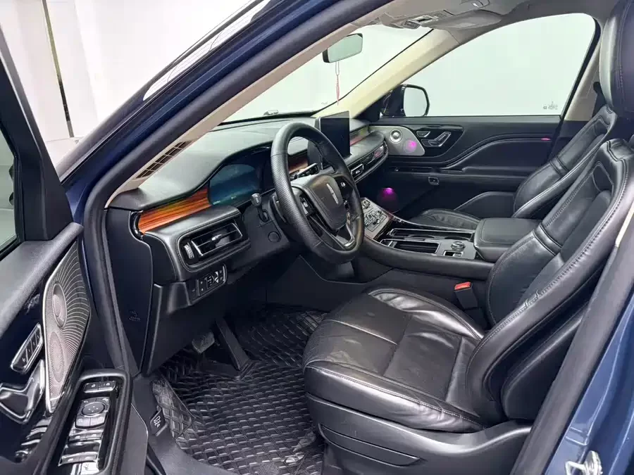 Lincoln Aviator