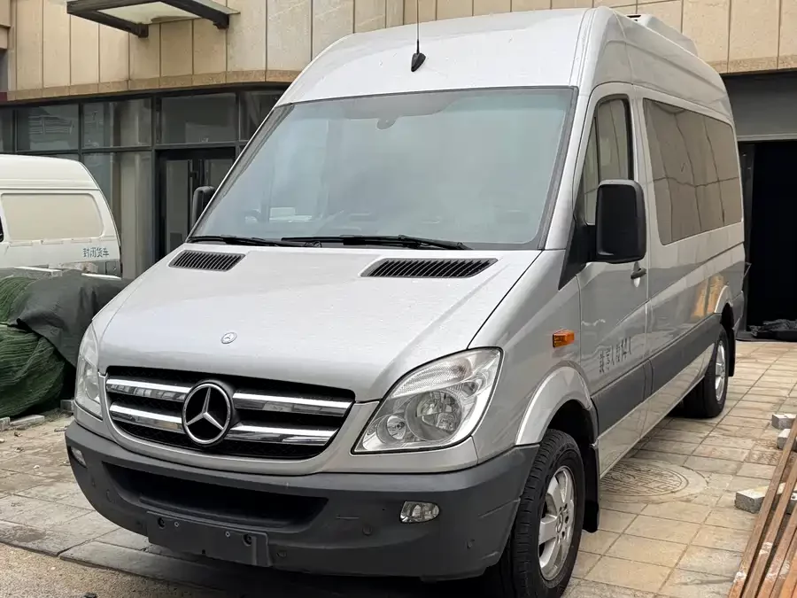 Mercedes Benz Sprinter