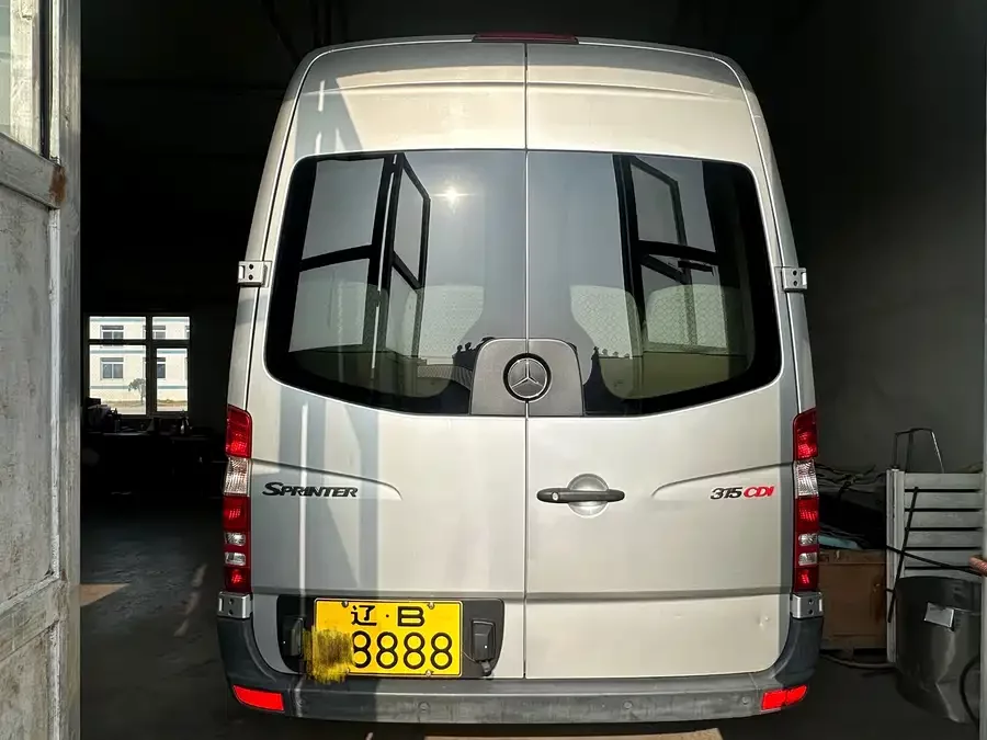 Mercedes Benz Sprinter