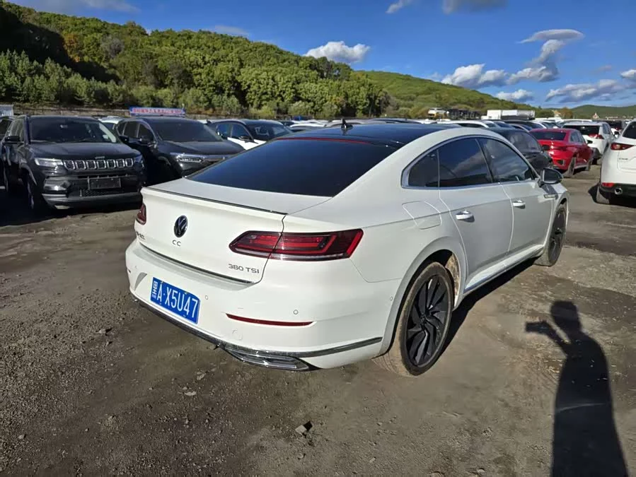 Volkswagen FAW- CC