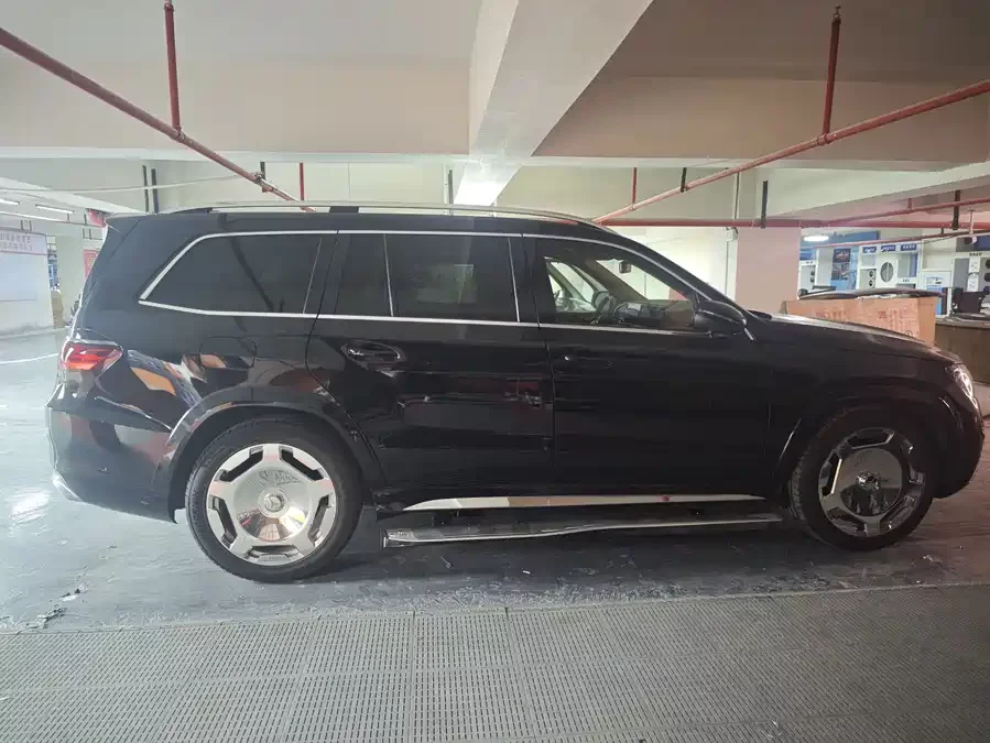 Mercedes Benz GL-Class