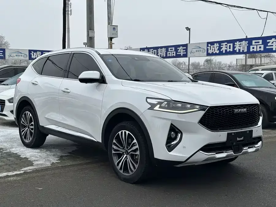 Haval F7
