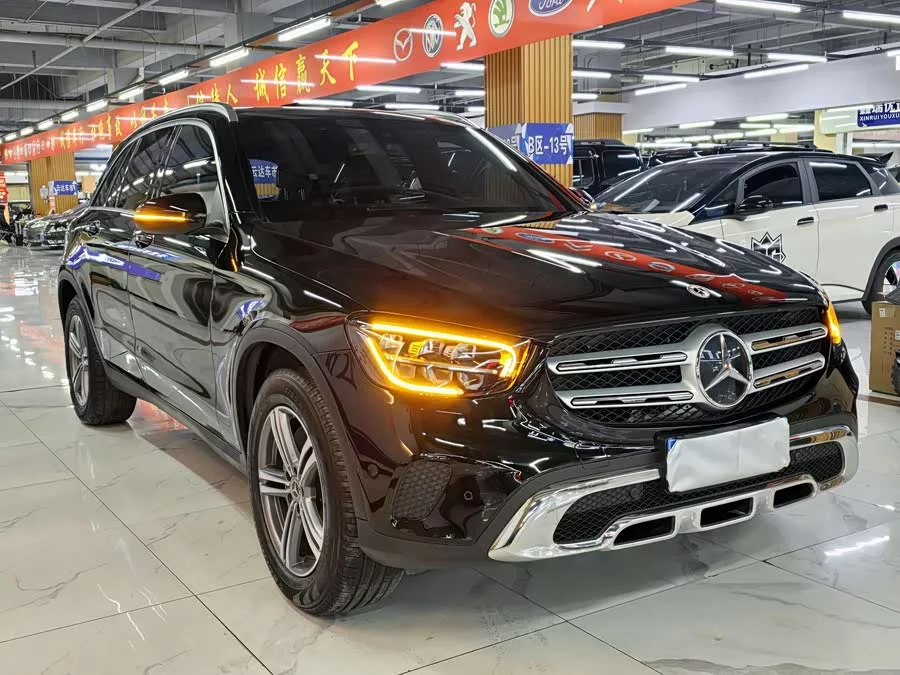 Mercedes Benz GLC
