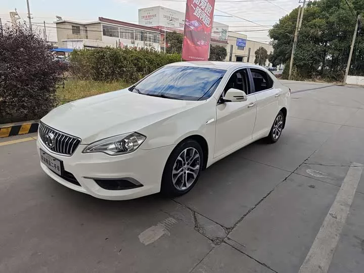 BAIC Saab D70