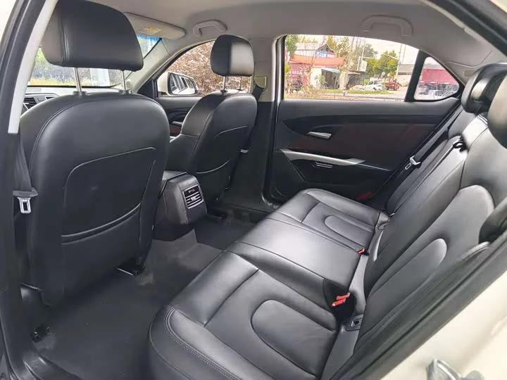 BAIC Saab D70