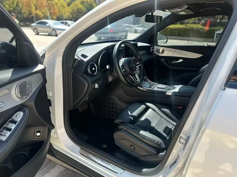 Mercedes Benz GLC coupe