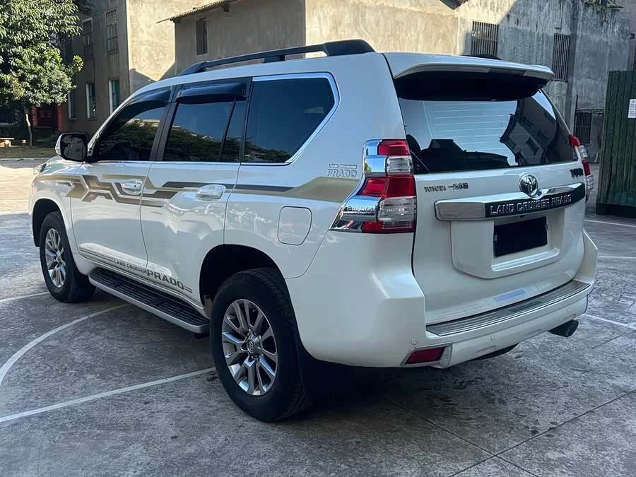 Toyota Prado