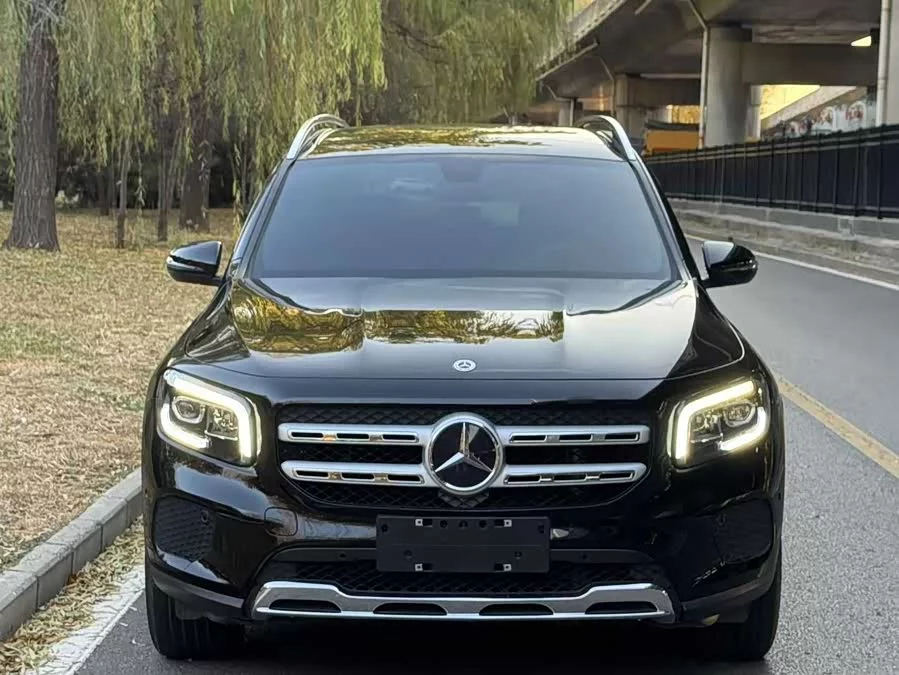 Mercedes Benz GLB