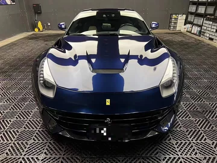 ferrari F12berlinetta