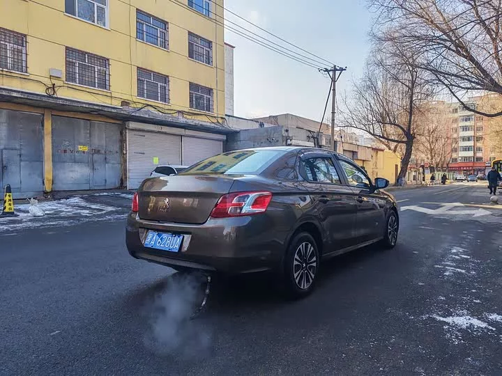 Peugeot 301