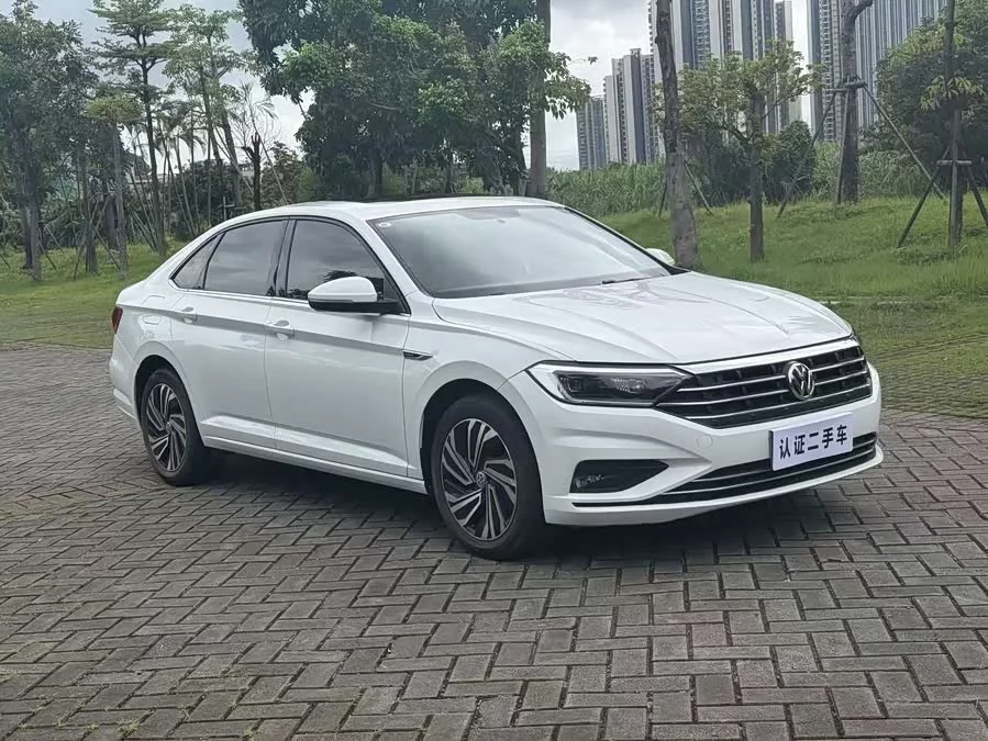 Volkswagen Sagitar