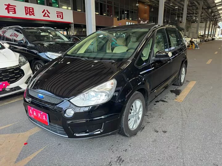 Ford Max