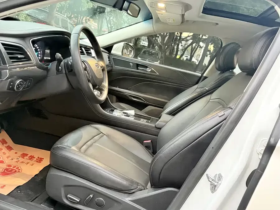 Ford Taurus