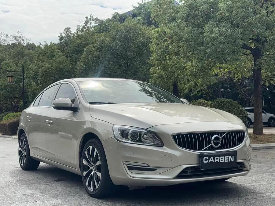 Volvo S60