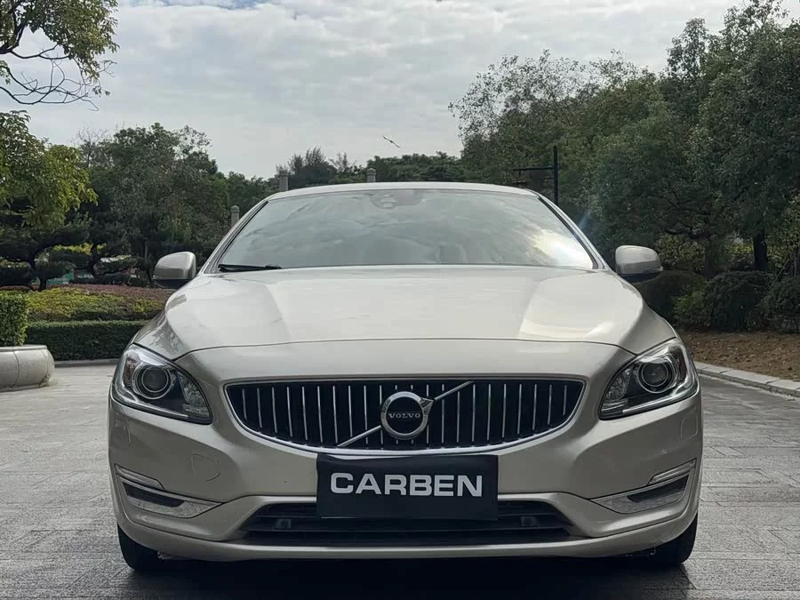 Volvo S60