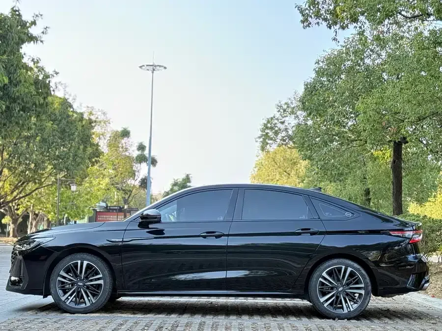 Chery Arrizo 8