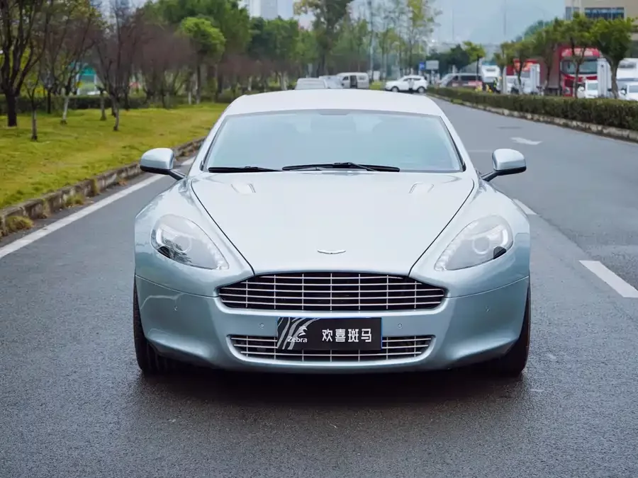 Aston Martin Rapide