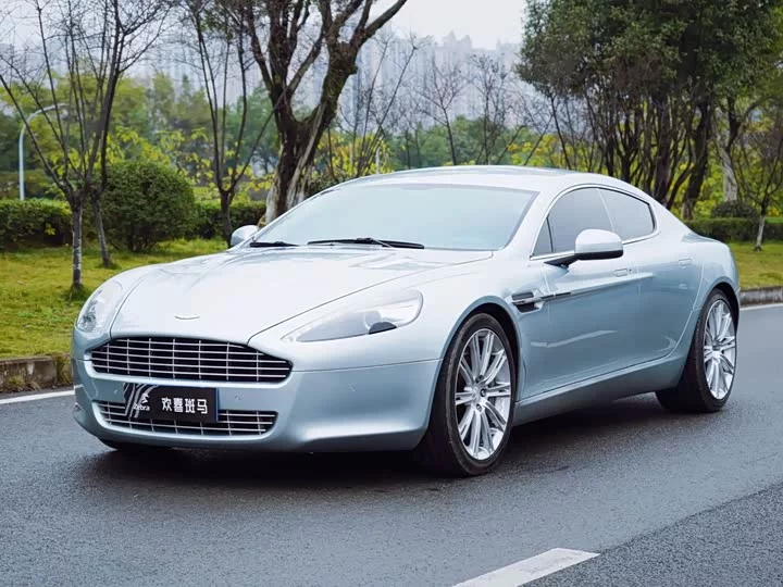 Aston Martin Rapide