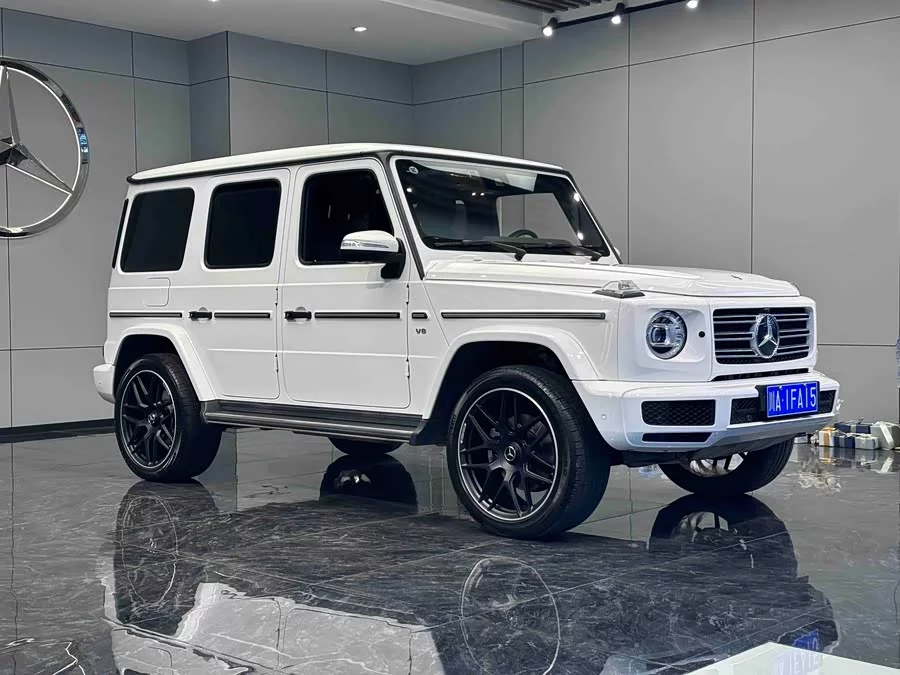 Mercedes Benz G-rated