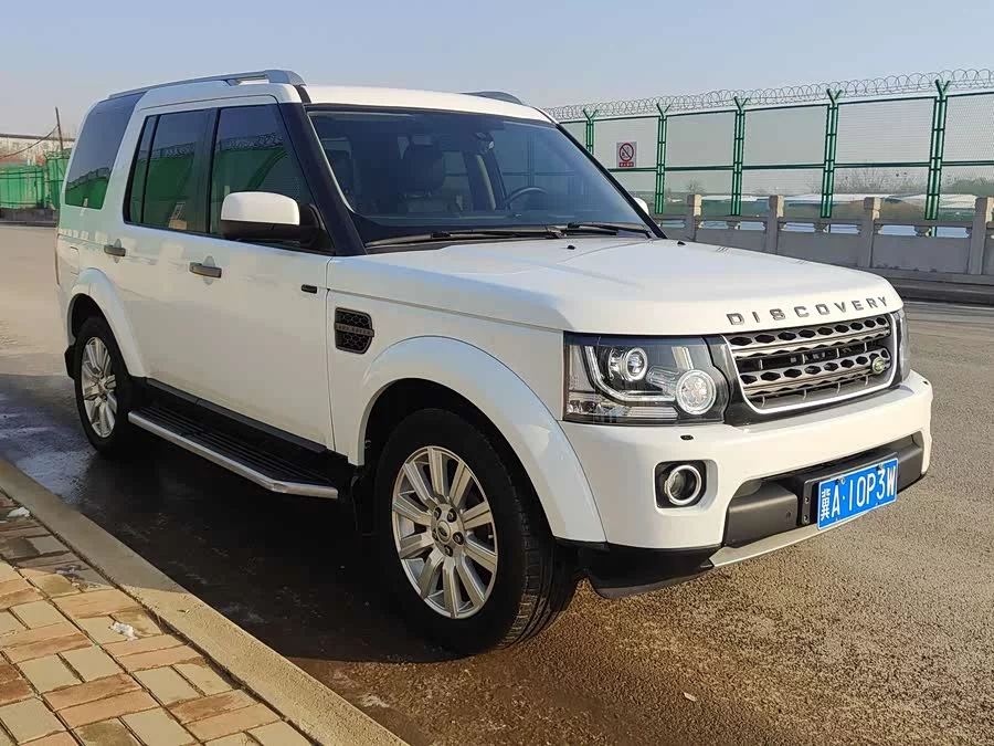 Land Rover finds